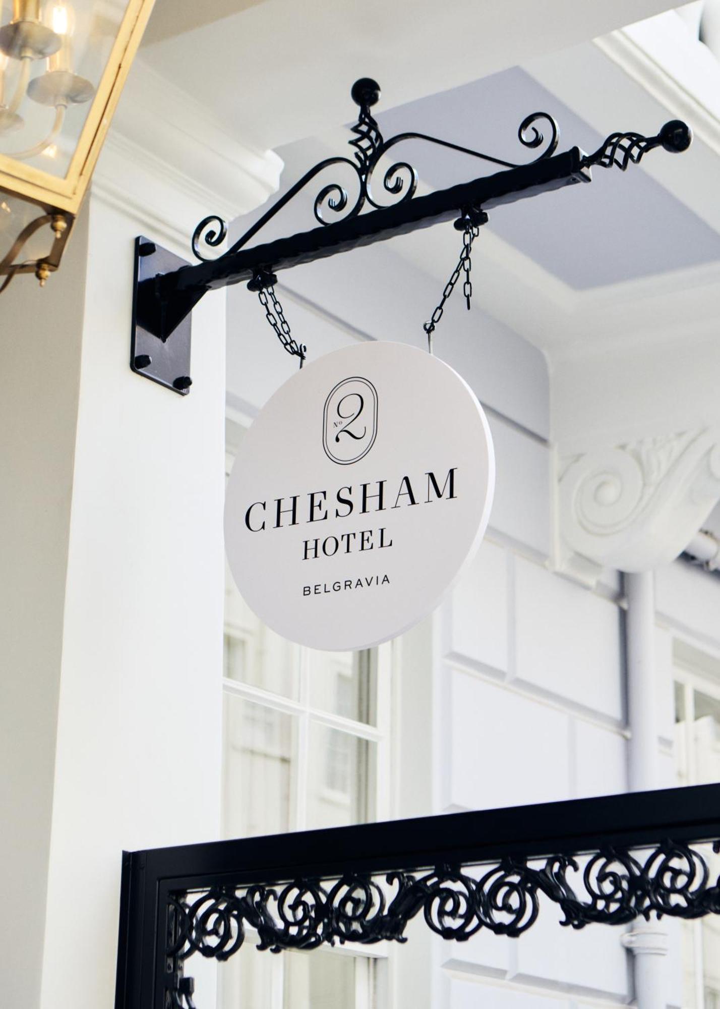 2 Chesham Hotel Лондон Экстерьер фото
