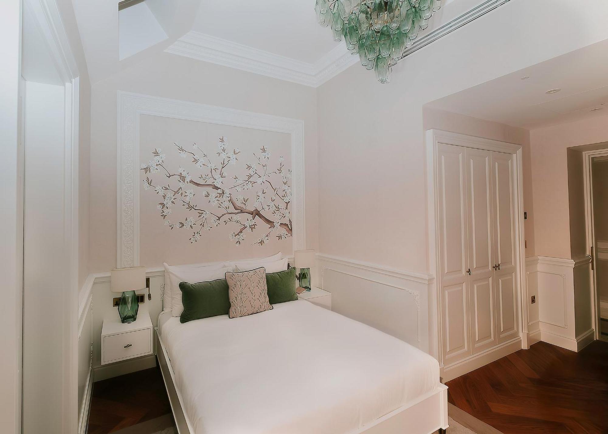 2 Chesham Hotel Лондон Экстерьер фото